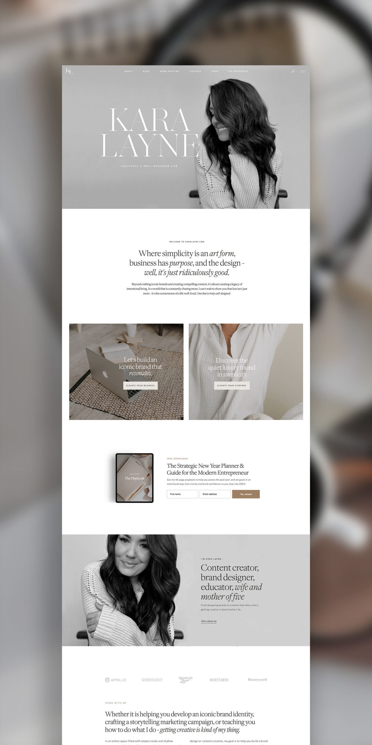 Custom ShowIt Website Design for Brand Designer & Content Creator